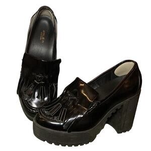 Atelje 71 Anja Specchio Black Leather Kiltie Lug Heel NIB, 7